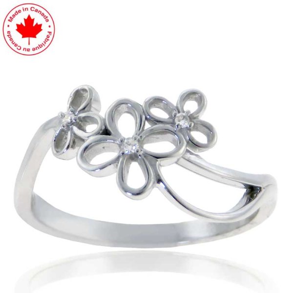 10K White Gold Flower Ring with Diamond Accents - Click Image to Close