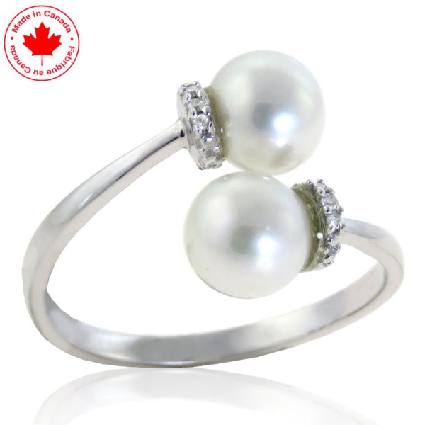 Double Pearl and Diamond Ring in 10K - Click Image to Close