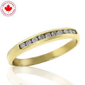 0.15ct tw 10K Yellow Gold Diamond Band