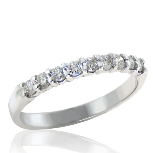 0.33ct tw Claw Set Diamond Band in 14K Gold - Click Image to Close