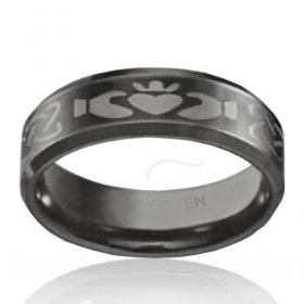 8mm Tungsten Claddagh Flat Bevelled Band