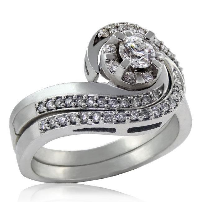 (image for) .49ct. tw 14k Canadian Diamond Halo Twist Engagement Ring Set